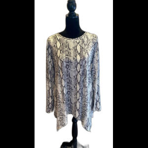 Green Envelope Women’s Blouse Plus Sz 1X Faux Snakeskin Pullover Top Long Sleeve